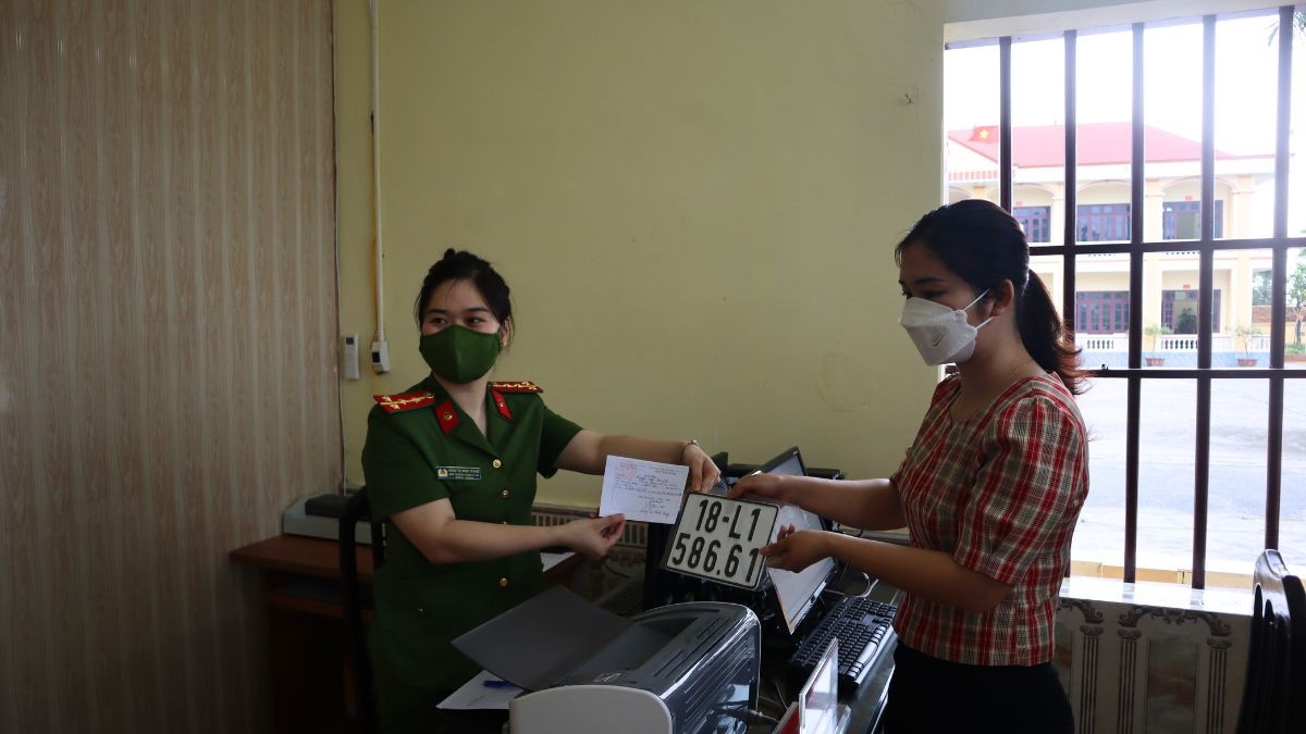 18 là tỉnh nào? Các bước đăng ký biển số xe máy tỉnh Nam Định. Bước 5 nhận giấy đăng ký